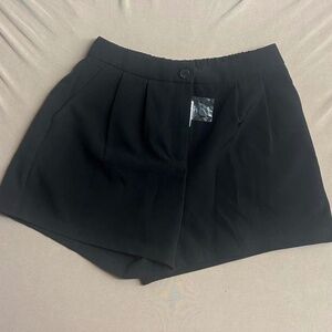 Sincerely Jules for Bandier Women's Black Tailored Shorts